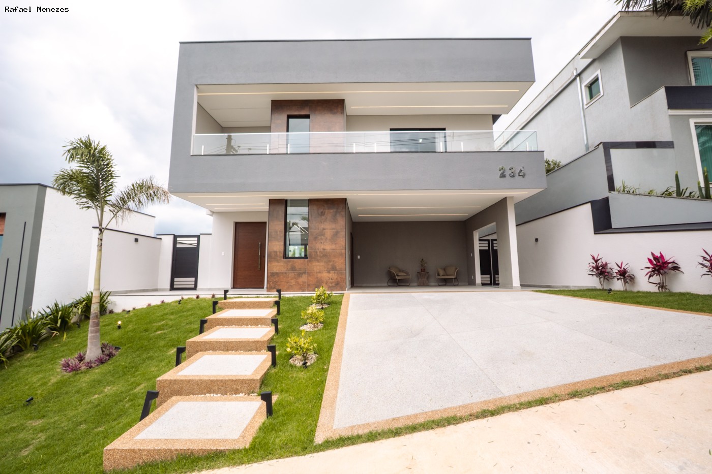 Sobrado, 3 quartos, 328 m² - Foto 2