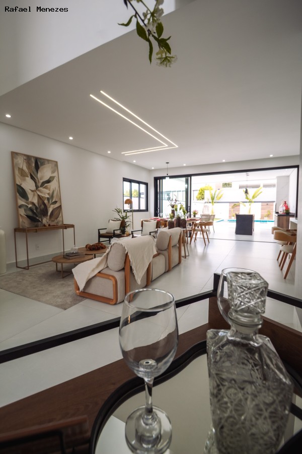Sobrado, 3 quartos, 328 m² - Foto 6